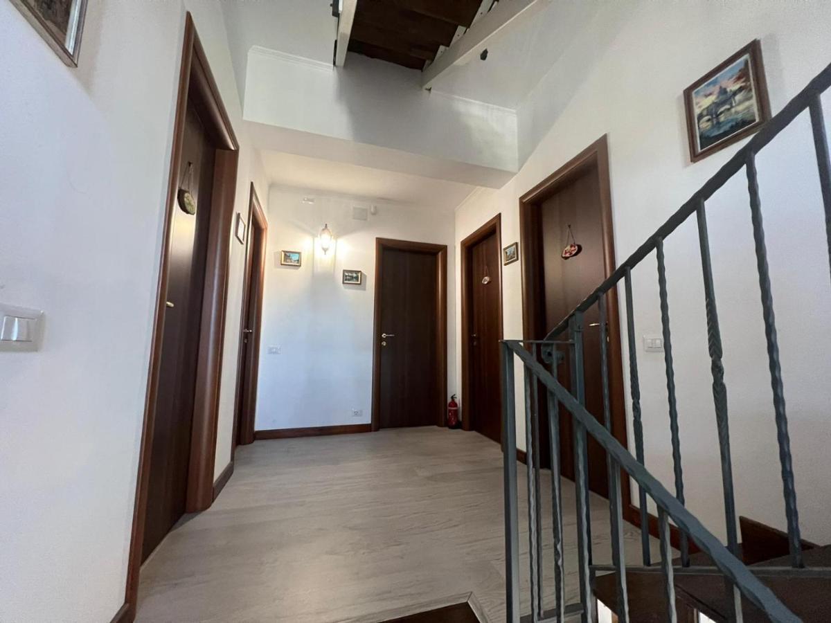 B&B Fili Al Casale 1121 Rome Bagian luar foto
